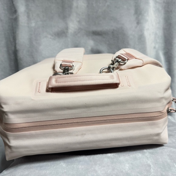 Stanley Backpack - Picture 4 of 6